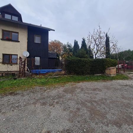 Malebný Rodinný Dům v Přírodě, Sauna, BBQ Trinec Exterior foto